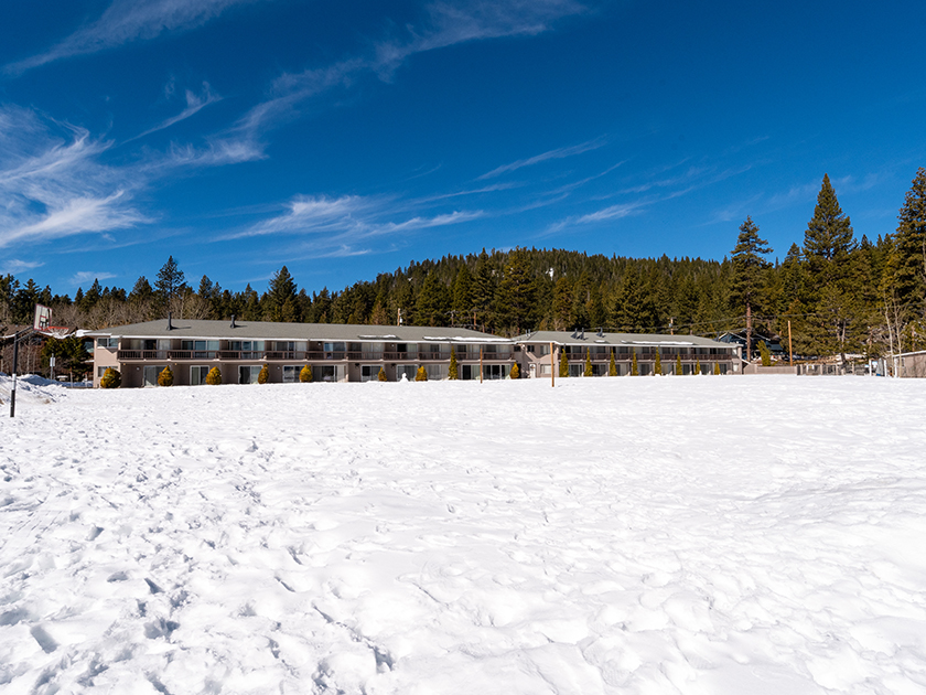Tahoe Sands Resort lakeside courtyard in winter